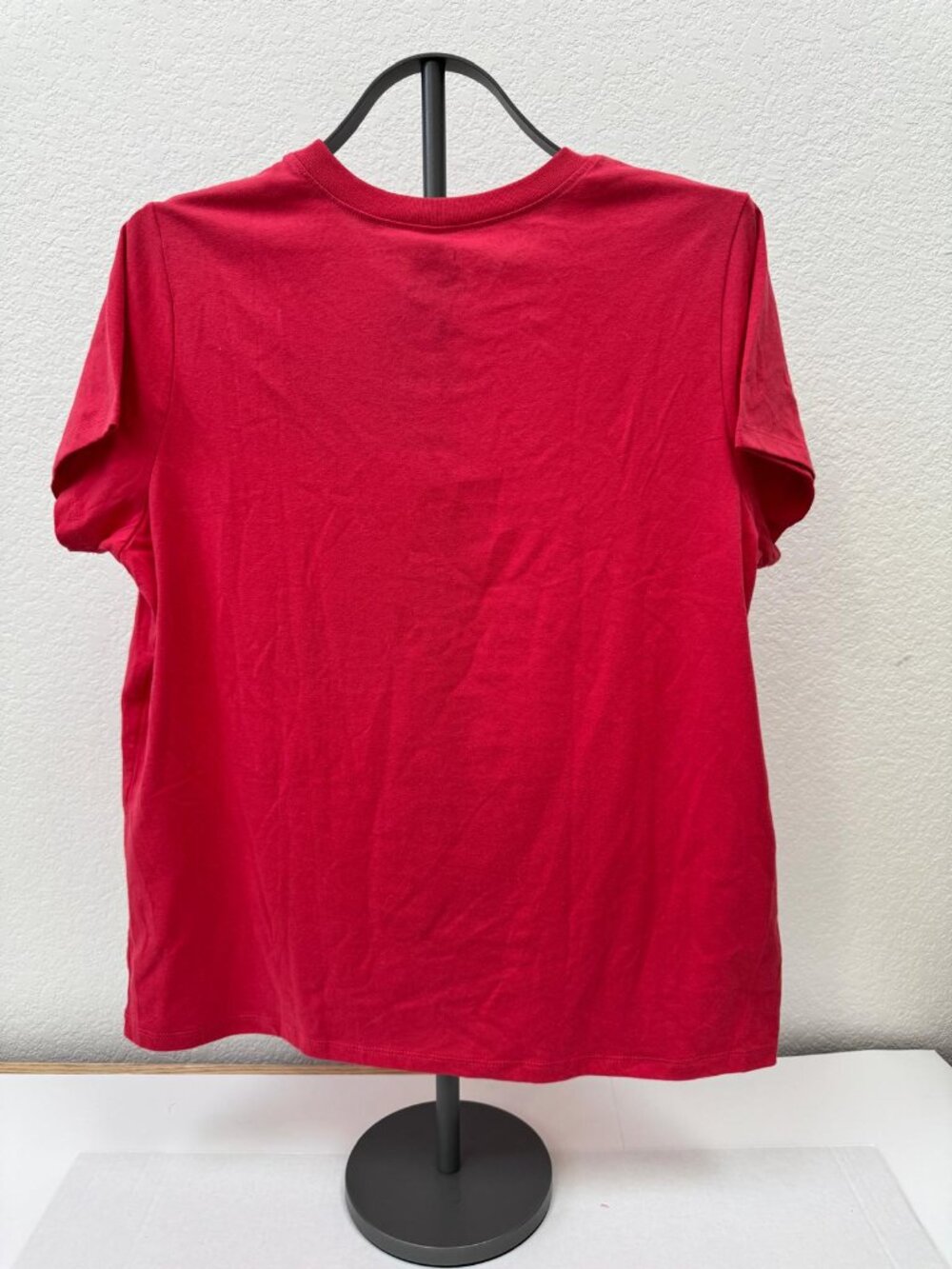 Hello Kitty Heart Balloon Graphic T Shirt Womens XXL Pink Sanrio NWT - Picture 2 of 11